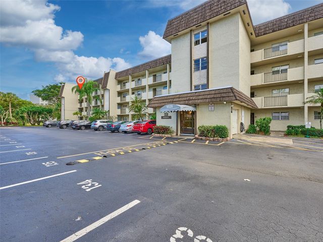 6020 NW 44th Street 401, Lauderhill, FL 33319