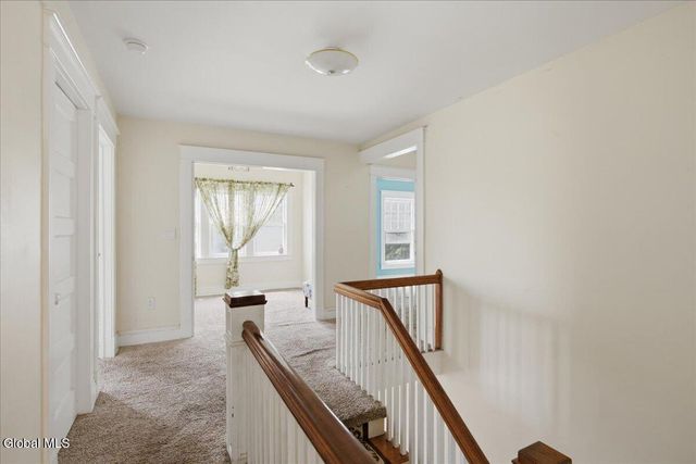 3515 Rosendale Road, Niskayuna, NY 12309