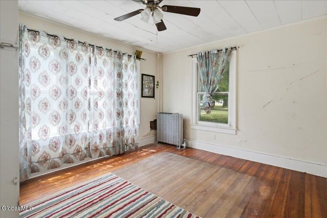 3515 Rosendale Road, Niskayuna, NY 12309