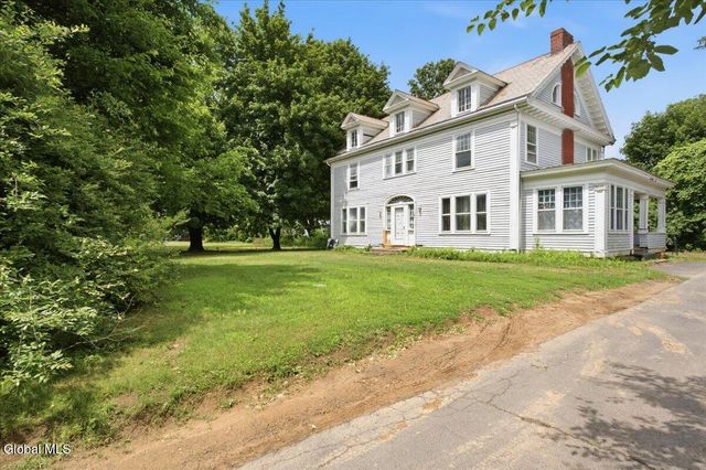 3515 Rosendale Road, Niskayuna, NY 12309