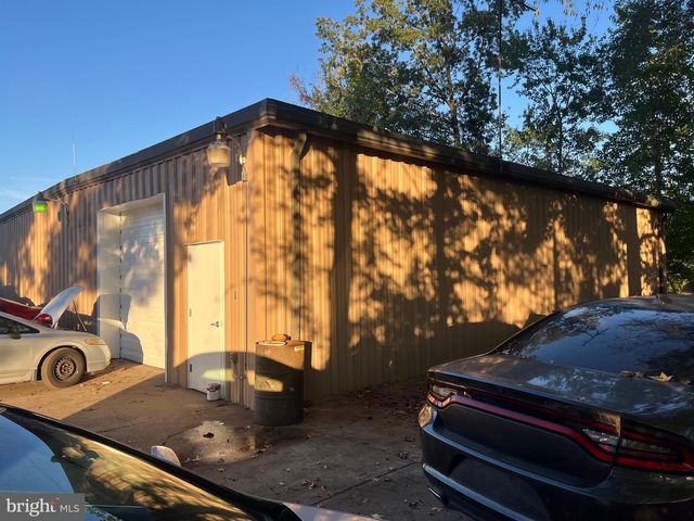 POTOMAC CREEK DR #B, Fredericksburg, VA 22405