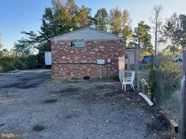 POTOMAC CREEK DR #B, Fredericksburg, VA 22405