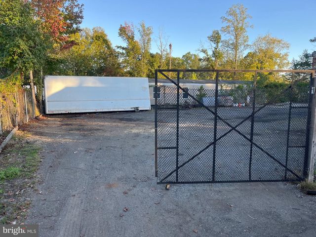 POTOMAC CREEK DR #B, Fredericksburg, VA 22405