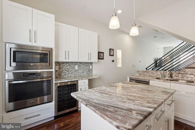 1915 LEAGUE ST, Philadelphia, PA 19146