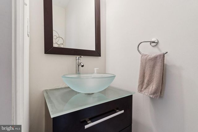 1915 LEAGUE ST, Philadelphia, PA 19146