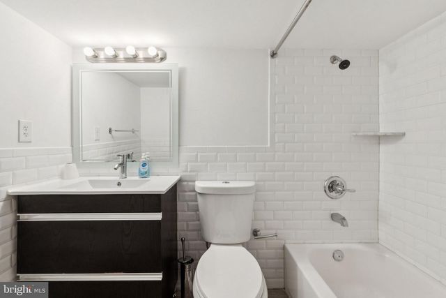 1915 LEAGUE ST, Philadelphia, PA 19146