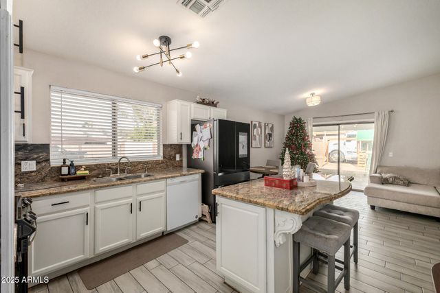 7534 W GEORGIA Avenue, Glendale, AZ 85303