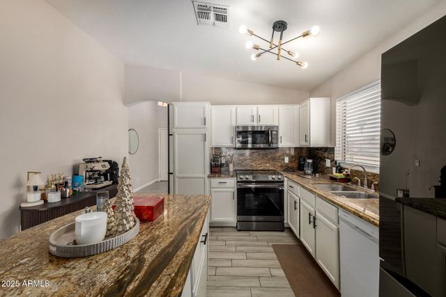 7534 W GEORGIA Avenue, Glendale, AZ 85303