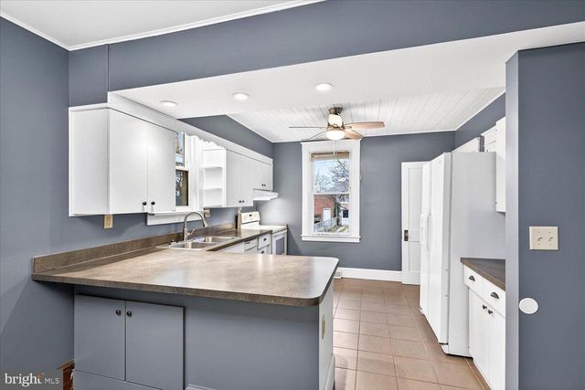 636 HAMILTON ST, Lancaster, PA 17602