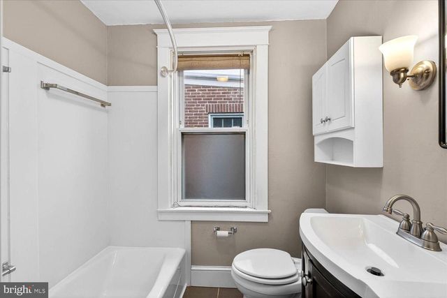 636 HAMILTON ST, Lancaster, PA 17602