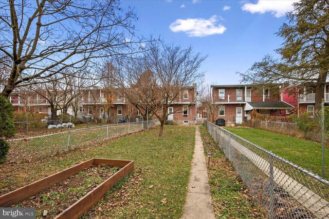 636 HAMILTON ST, Lancaster, PA 17602