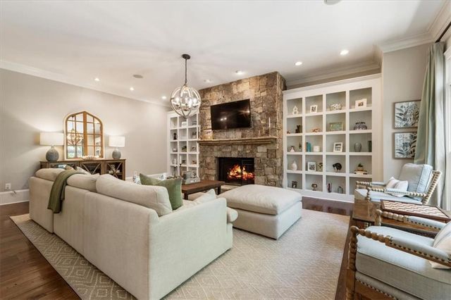 921 Ponce De Leon Place NE, Atlanta, GA 30306