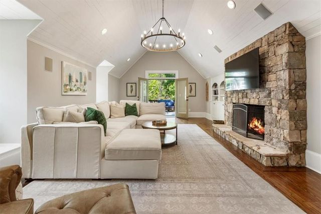 921 Ponce De Leon Place NE, Atlanta, GA 30306