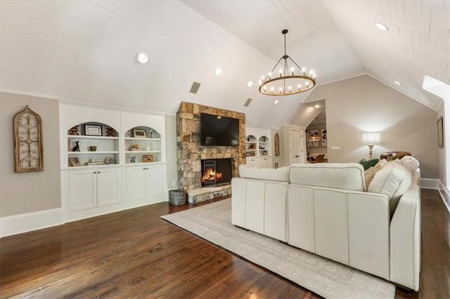 921 Ponce De Leon Place NE, Atlanta, GA 30306