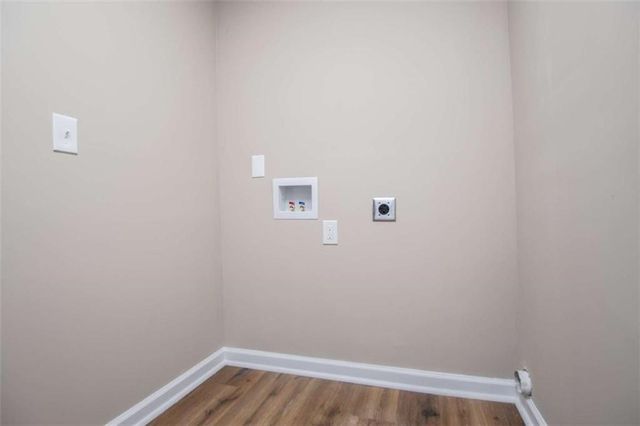 757 N Burnt Hickory N Road, Douglasville, GA 30134