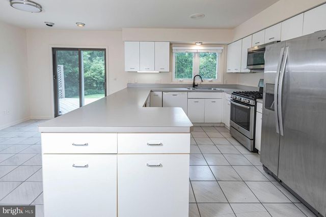 9 KIMBERLY CT, Princeton, NJ 08540
