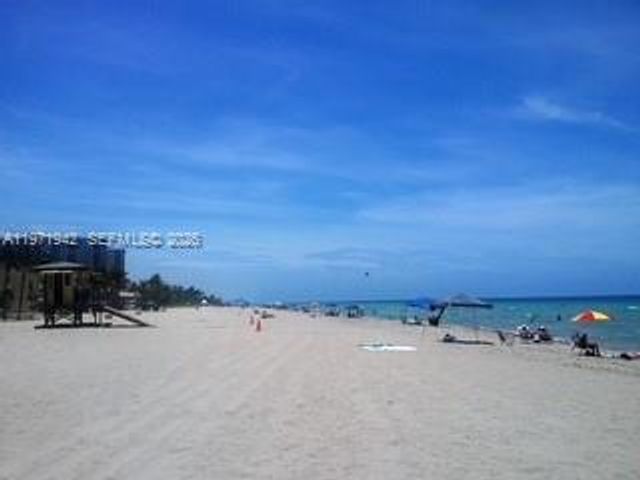 4001 Hillcrest Dr 909, Hollywood, FL 33021