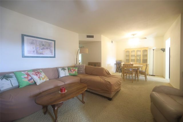 601 Pine Drive 207, Pompano Beach, FL 33060