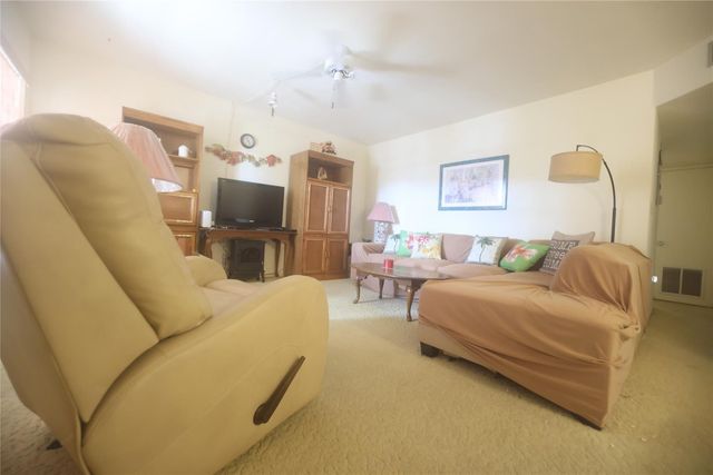 601 Pine Drive 207, Pompano Beach, FL 33060