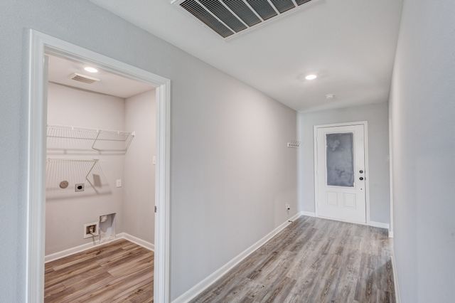 523 Bennie Leonard Street, Venus, TX 76084