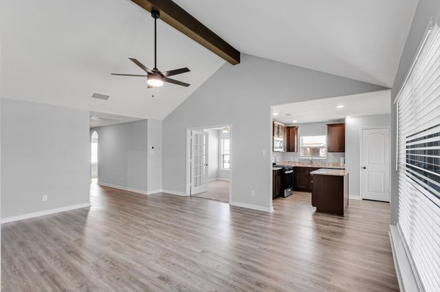 523 Bennie Leonard Street, Venus, TX 76084