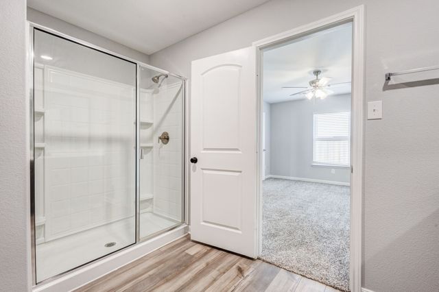 523 Bennie Leonard Street, Venus, TX 76084