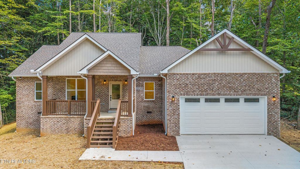562 Illinois Ave, Seymour, TN 37865