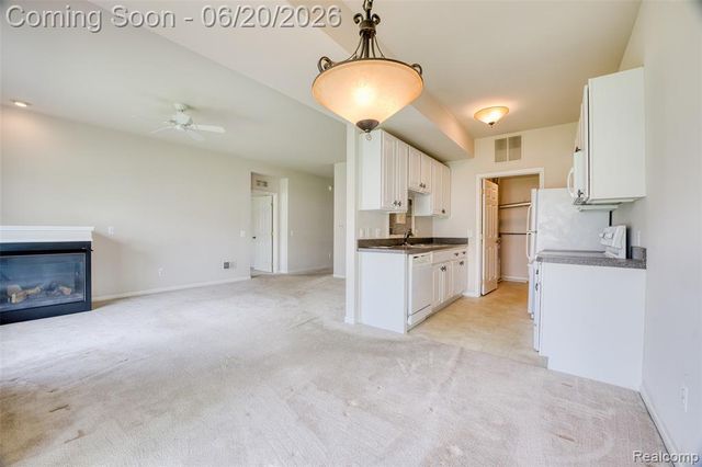 2089 Marissa Way, Shelby Twp, MI 48316