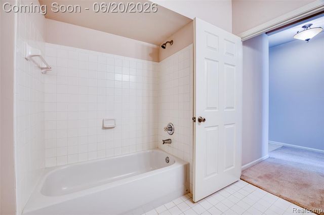 2089 Marissa Way, Shelby Twp, MI 48316
