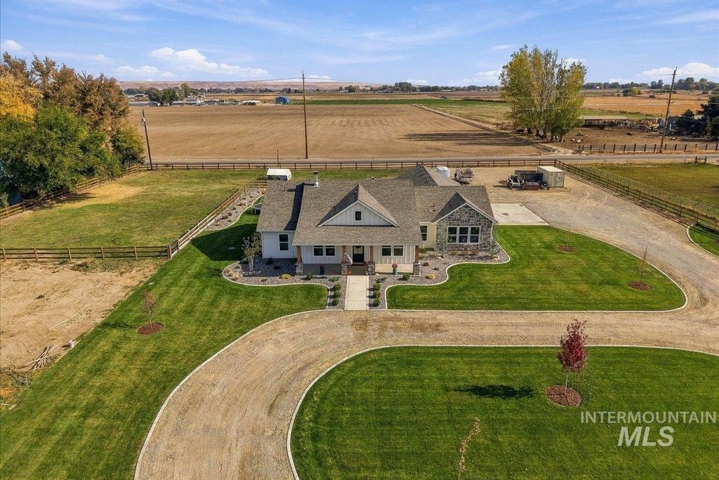 4480 SW 2nd Ave, New Plymouth, ID 83655 photo 2