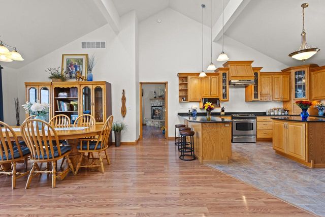 7207 Fairview ROAD, Denmark, WI 54208