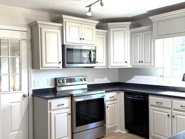 512 Riverview Dr, Franklin, TN 37064