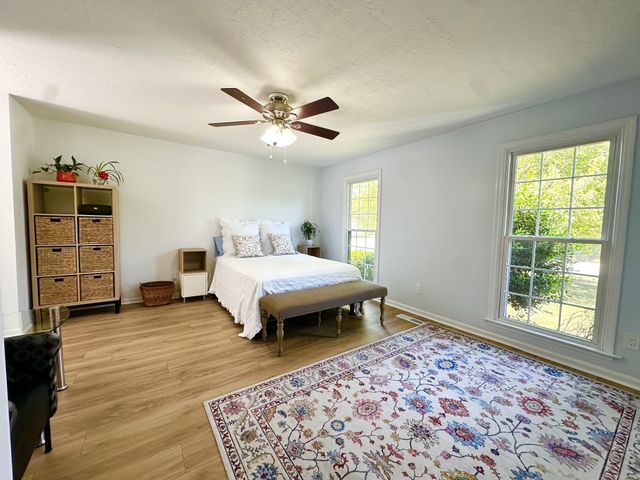 512 Riverview Dr, Franklin, TN 37064