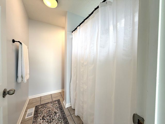 512 Riverview Dr, Franklin, TN 37064