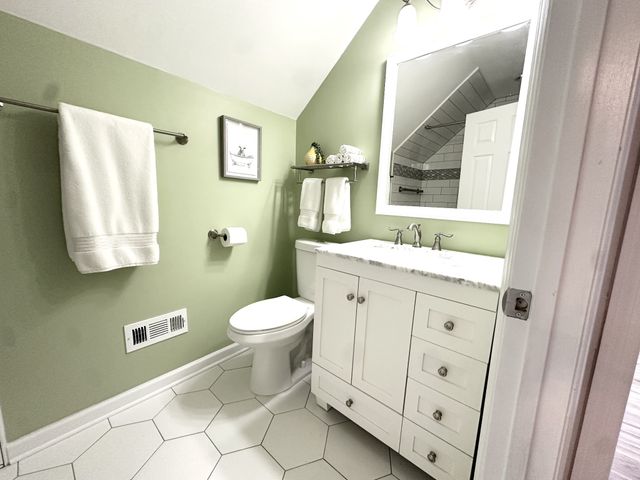 512 Riverview Dr, Franklin, TN 37064