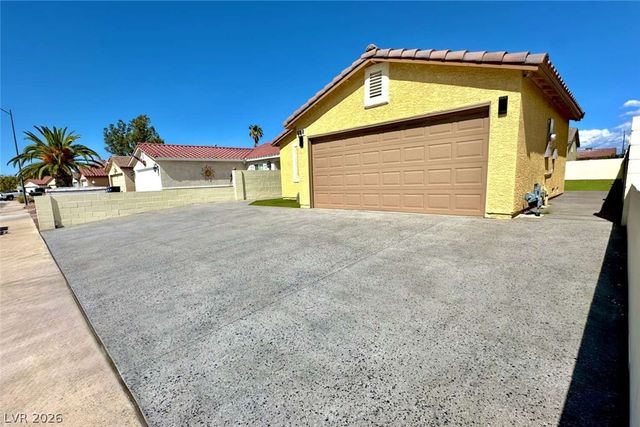 607 Oldham Avenue, Henderson, NV 89014