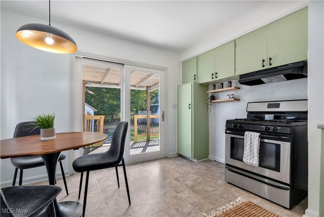 1638 Warrick Place NE, Canton, OH 44714