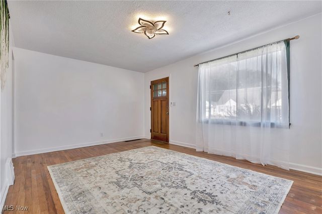 1638 Warrick Place NE, Canton, OH 44714