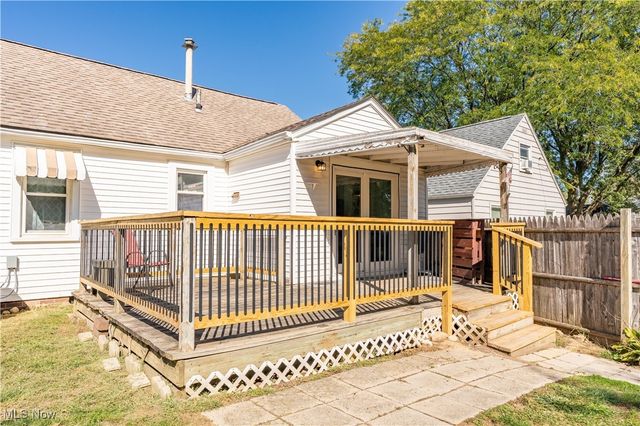 1638 Warrick Place NE, Canton, OH 44714