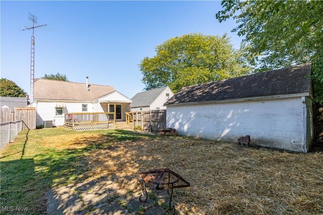 1638 Warrick Place NE, Canton, OH 44714