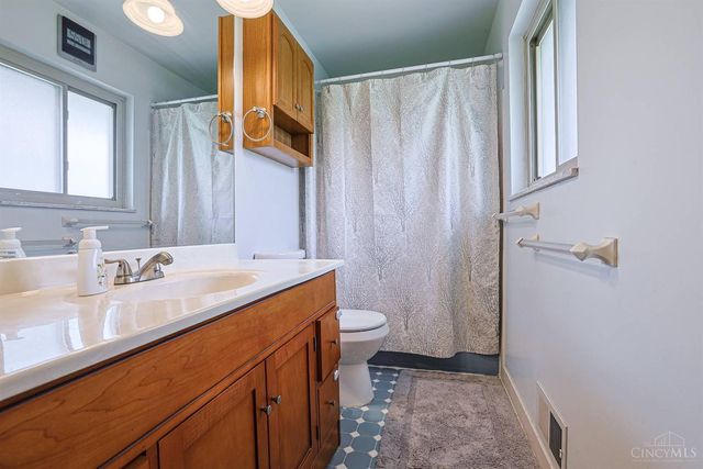 7528 E Miami River Road, Colerain Twp, OH 45247