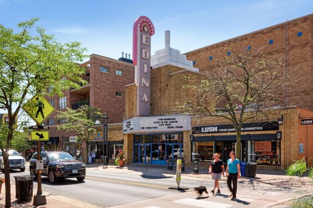 5404 Park Place, Edina, MN 55424