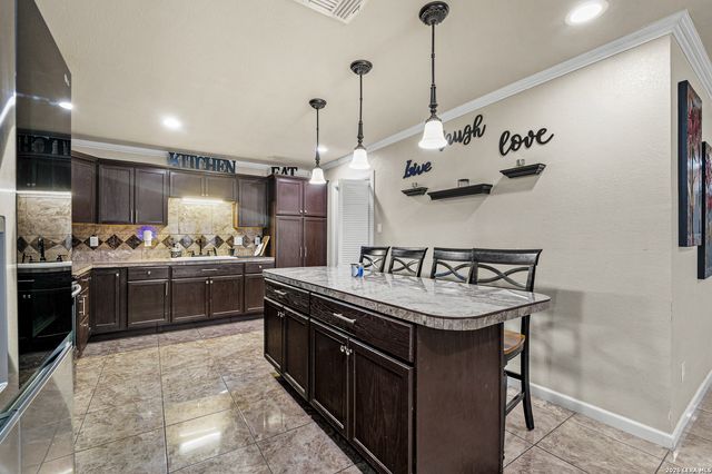 9634 CLAUDIA CIR, San Antonio, TX 78251