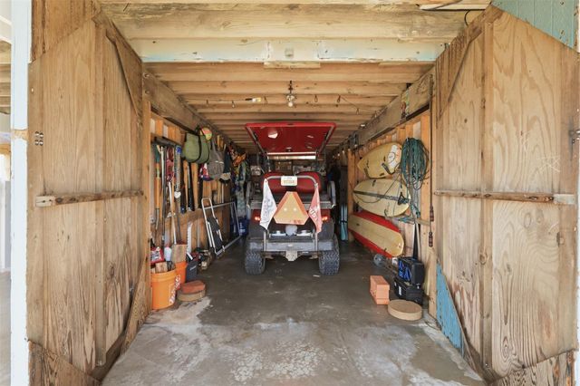 16630 Jamaica Inn Road, Jamaica Beach, TX 77554