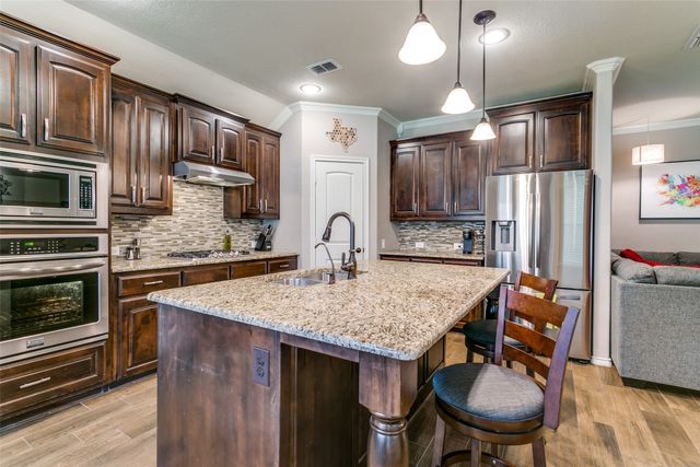 2100 Sierra Pelada Drive, Fort Worth, TX 76131