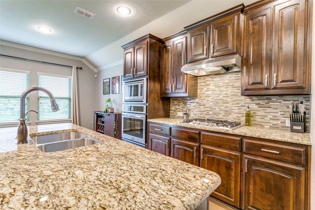 2100 Sierra Pelada Drive, Fort Worth, TX 76131