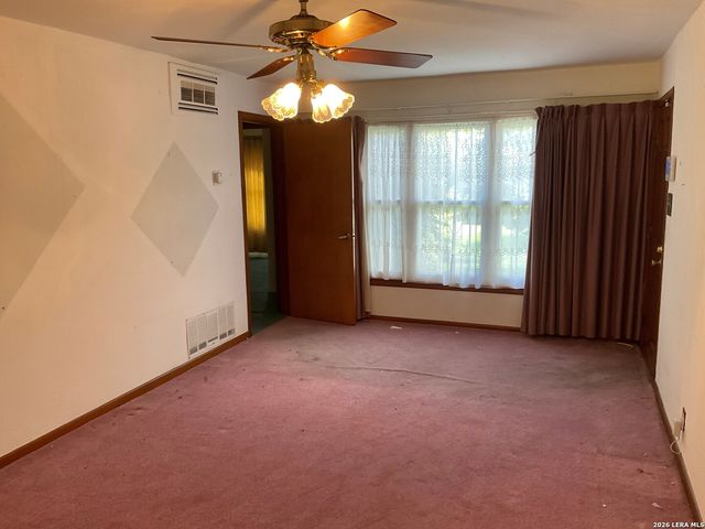 243 General Krueger, San Antonio, TX 78213