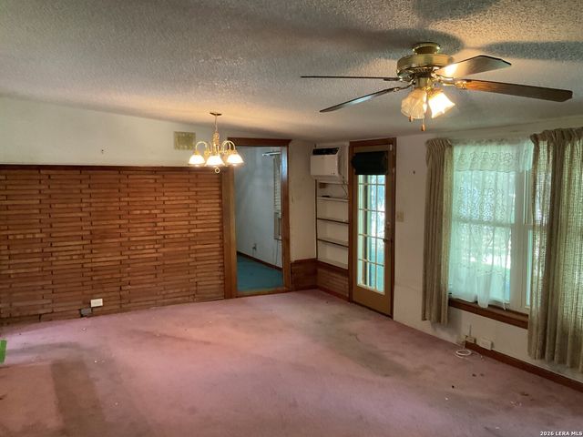 243 General Krueger, San Antonio, TX 78213