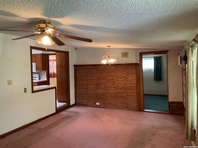 243 General Krueger, San Antonio, TX 78213