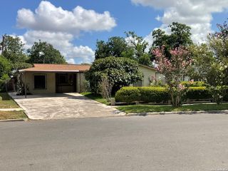 243 General Krueger, San Antonio, TX 78213